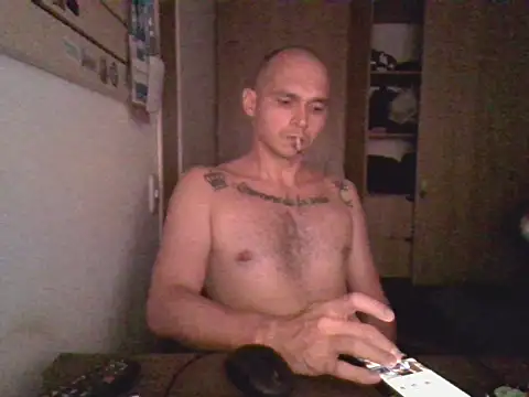 universitario-col online show from October 10, 2025, 3:07 am