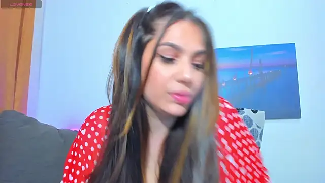 Emma Muller32 online show from July 20, 2026, 10:45 pm