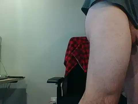 Snapshot of Bloopers66 chatting on January 29, 2025, 5:24 pm Bloopers66 online show from January 29, 2025, 5:24 pm