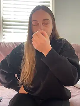 jaseyrae online show from March 28, 2026, 3:57 pm