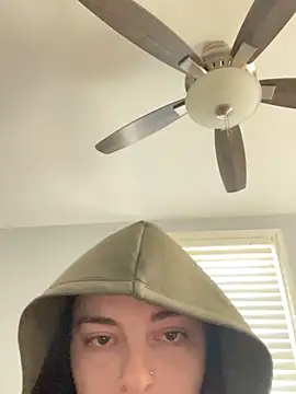 jaseyrae online show from November 29, 2025, 5:24 pm