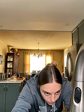 jaseyrae online show from October 25, 2025, 3:34 pm