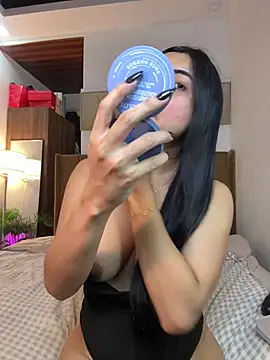 Bombshell Ashy online show from June 5, 2026, 11:21 pm
