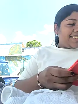 Snapshot of paola091 chatting on March 2, 2026, 6:04 pm paola091 online show from March 2, 2026, 6:04 pm