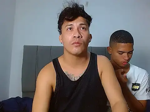 boyhot23x online show from July 13, 2026, 1:27 am