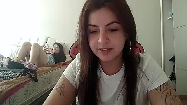 chelbyy online show from October 22, 2025, 4:28 pm