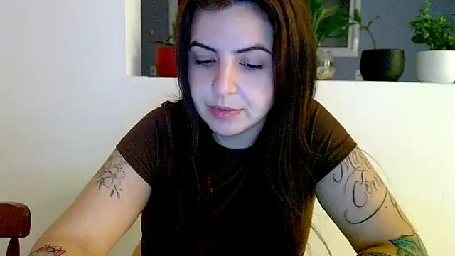 chelbyy online show from October 29, 2025, 4:55 am