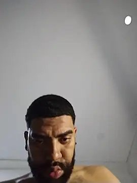 Aroon Stonne online show from November 13, 2025, 5:44 am