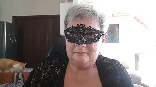 simona60 online show from September 18, 2025, 1:14 pm