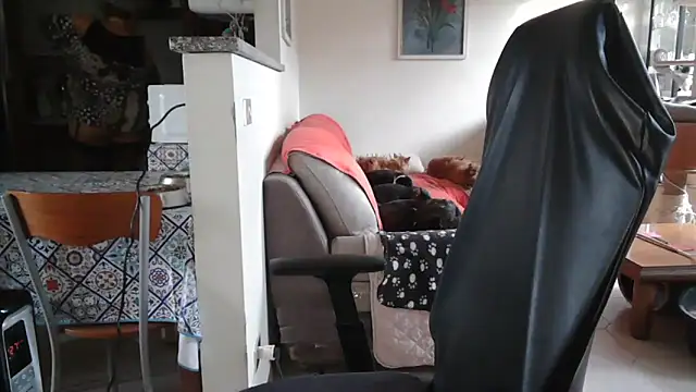 simona60 online show from October 29, 2025, 2:27 pm