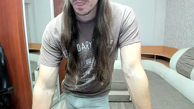 Marrymepls online show from October 12, 2025, 5:25 pm