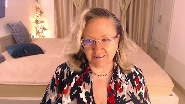 Raisshy online show from February 16, 2025, 3:38 pm