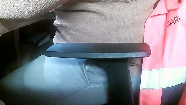 Snapshot of Cygnus58topchef chatting on November 15, 2025, 9:13 am Cygnus58topchef online show from November 15, 2025, 9:13 am