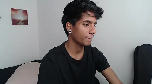 Snapshot of stevenosori chatting on February 14, 2025, 5:14 pm stevenosori online show from February 14, 2025, 5:14 pm
