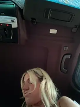 jasminesummer online show from December 4, 2025, 1:21 pm