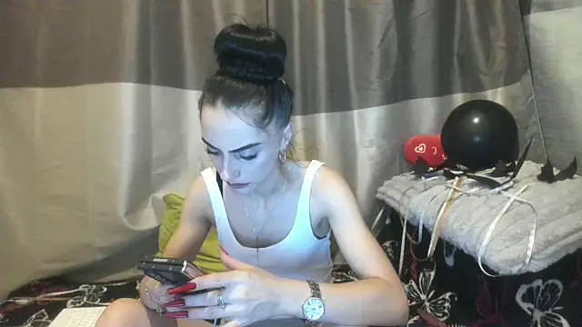 jessystarr online show from November 9, 2025, 1:09 am