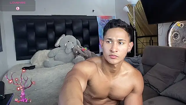 Snapshot of BenjaminCooperk chatting on May 30, 2026, 10:04 pm BenjaminCooperk online show from May 30, 2026, 10:04 pm
