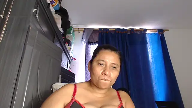 adrixxx38 online show from March 21, 2026, 10:13 pm