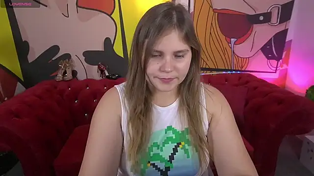 Snapshot of VinnaSky chatting on October 10, 2025, 7:09 am VinnaSky online show from October 10, 2025, 7:09 am