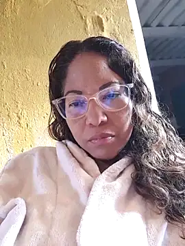 Snapshot of mila38 chatting on December 16, 2025, 9:57 am mila38 online show from December 16, 2025, 9:57 am