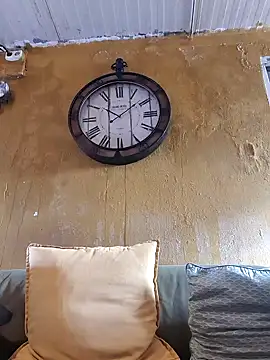 Snapshot of mila38 chatting on December 17, 2025, 10:09 am mila38 online show from December 17, 2025, 10:09 am