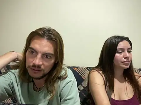 Snapshot of Jack_Emily1 chatting on March 4, 2025, 11:32 pm Jack Emily1 online show from March 4, 2025, 11:32 pm
