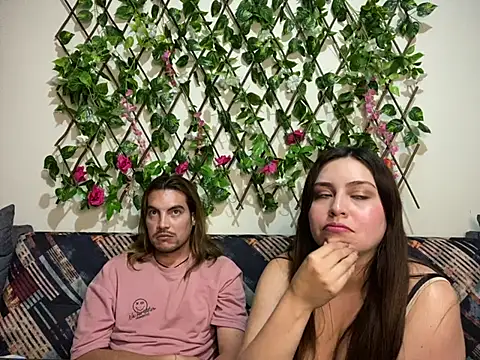 Snapshot of Jack_Emily1 chatting on March 19, 2025, 11:47 pm Jack Emily1 online show from March 19, 2025, 11:47 pm