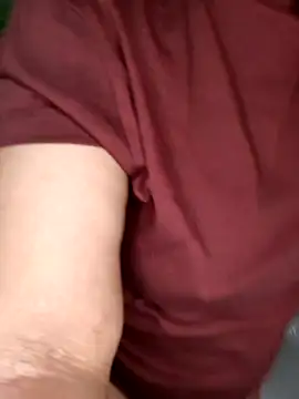 Snapshot of CAMMII_ chatting on October 23, 2025, 12:37 pm CAMMII online show from October 23, 2025, 12:37 pm