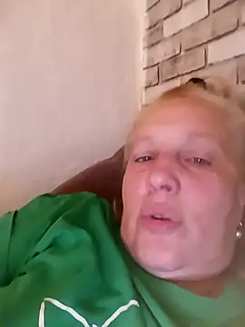 Snapshot of Cerd_Ayaz chatting on May 25, 2026, 5:22 pm Cerd Ayaz online show from May 25, 2026, 5:22 pm