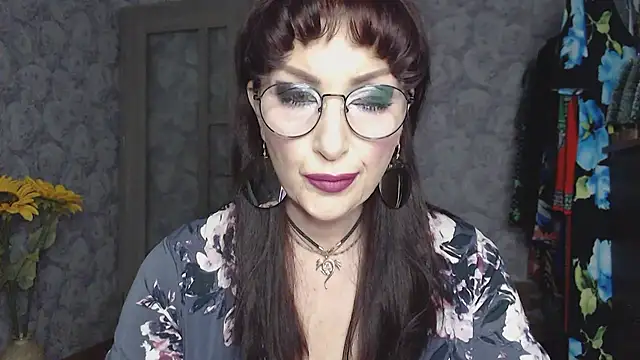 Aziza1 online show from June 4, 2026, 3:17 pm