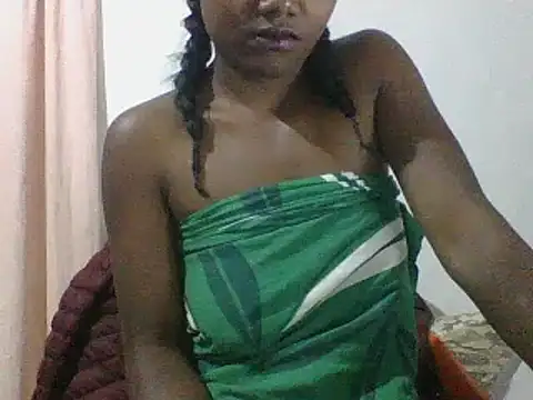 Hamie sexy online show from October 9, 2025, 3:56 pm