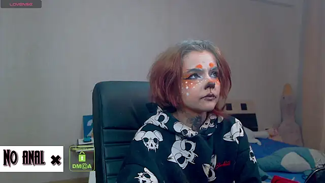 Dark  Elf online show from November 19, 2025, 10:43 pm