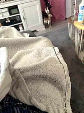 Snapshot of frechsein chatting on December 1, 2025, 1:45 pm frechsein online show from December 1, 2025, 1:45 pm