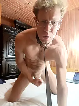 yatshen online show from October 18, 2025, 1:02 pm