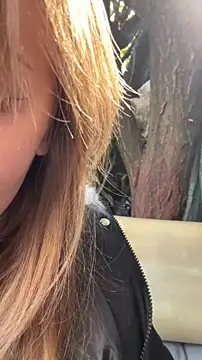 Snapshot of Night_dreams chatting on October 15, 2025, 7:49 am Night dreams online show from October 15, 2025, 7:49 am