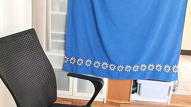 hotdestany online show from February 28, 2026, 1:33 pm