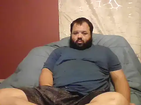 Snapshot of Strongbutgentle36 chatting on October 17, 2025, 6:06 am Strongbutgentle36 online show from October 17, 2025, 6:06 am