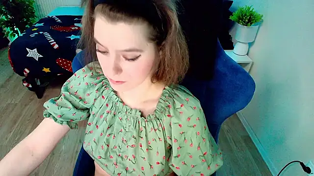 CranberryHot online show from March 4, 2026, 11:56 pm