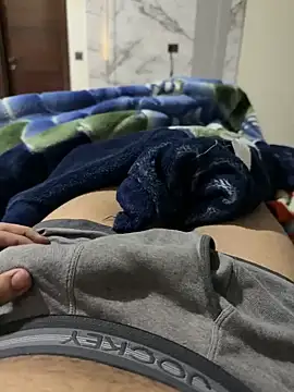 arju9699 online show from December 4, 2024, 5:38 pm