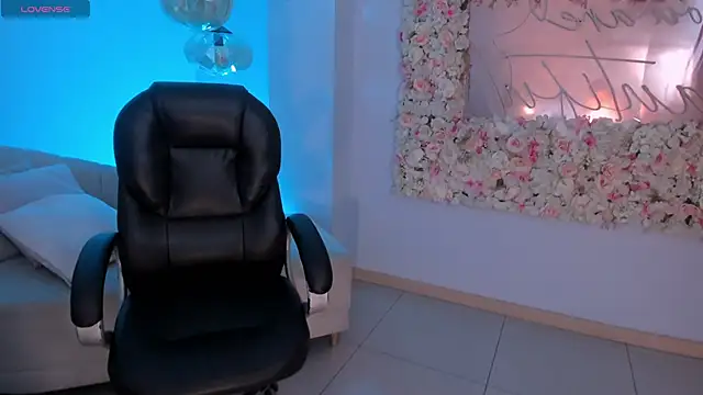 Snapshot of MorganHicks chatting on February 12, 2026, 7:57 pm MorganHicks online show from February 12, 2026, 7:57 pm