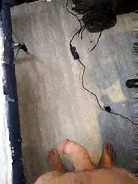 Snapshot of Alvaro2017 chatting on February 23, 2026, 5:13 pm Alvaro2017 online show from February 23, 2026, 5:13 pm