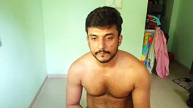 daringcutie online show from July 14, 2026, 10:54 am