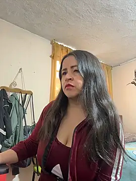 latinfemale online show from February 23, 2026, 8:20 pm