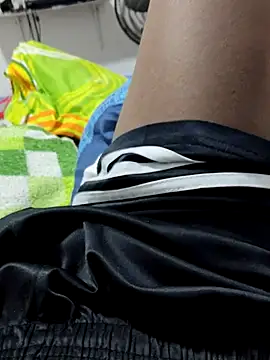 El tulp3nn online show from October 15, 2025, 1:04 am