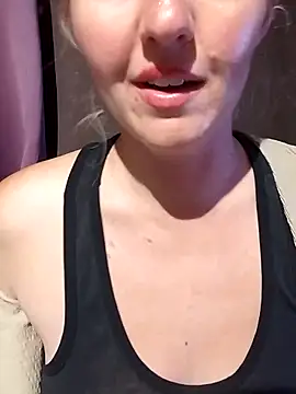 Mllesha74000 online show from September 21, 2025, 6:13 pm