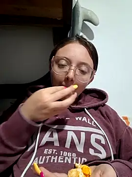 linda-schmidt online show from March 29, 2026, 3:30 am