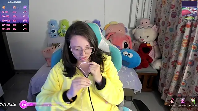 Snapshot of linda-schmidt chatting on May 6, 2026, 3:21 am linda-schmidt online show from May 6, 2026, 3:21 am