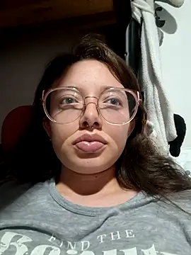 linda-schmidt online show from December 23, 2025, 3:17 am