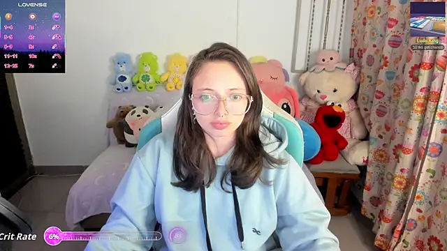 Snapshot of linda-schmidt chatting on May 5, 2026, 1:08 am linda-schmidt online show from May 5, 2026, 1:08 am