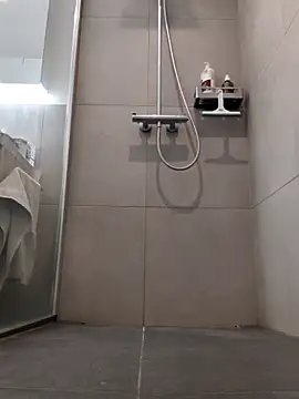 BisexDreams online show from January 21, 2025, 6:22 am